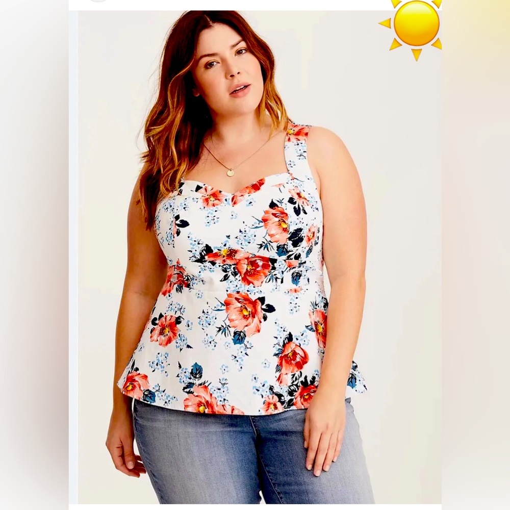 Torrid White Floral top - Size XL